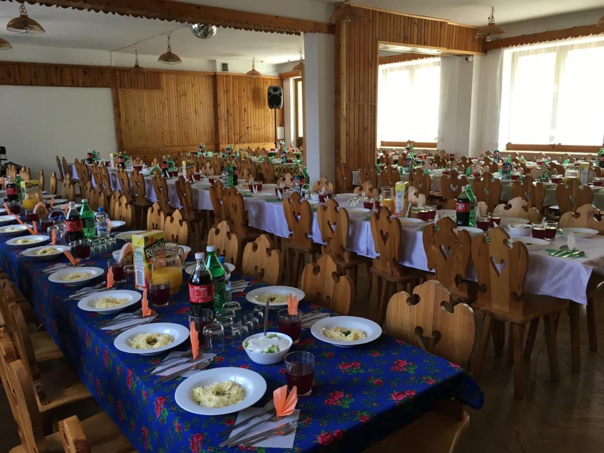 Ukazika Hotel Orawka Bagian luar foto