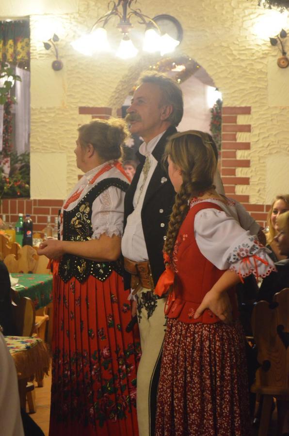Ukazika Hotel Orawka Bagian luar foto